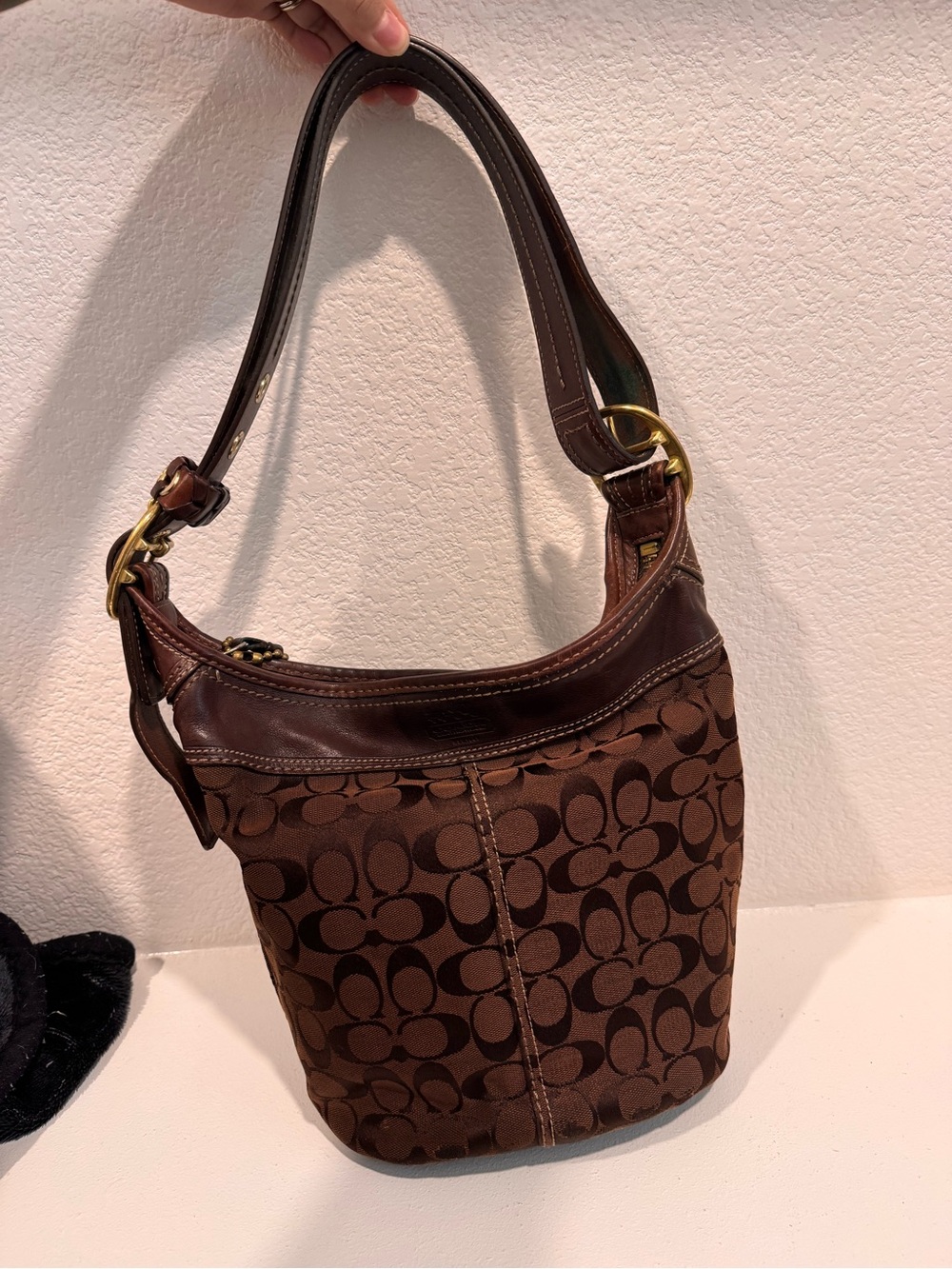 Coach Bucket Bag - Picture 3 of 8